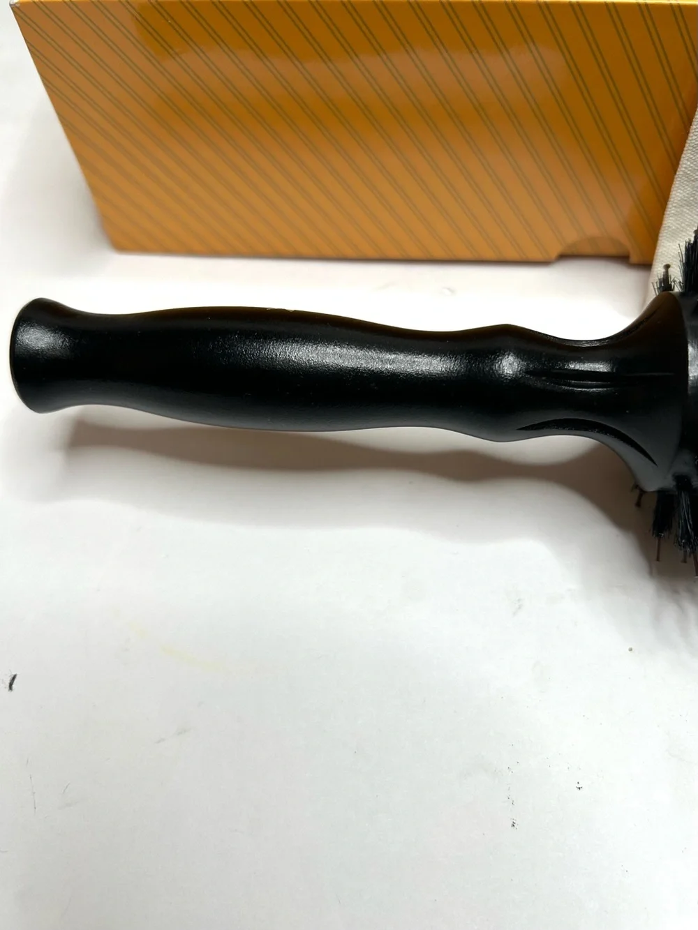 NEW Belula Boars Hair Bristle Round Brush Open Box